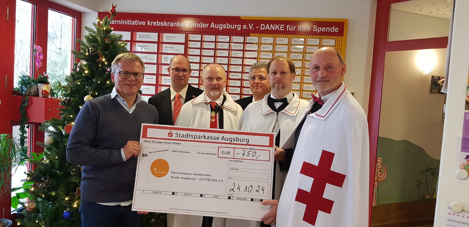 Templer spenden für wohltätigen Zweck